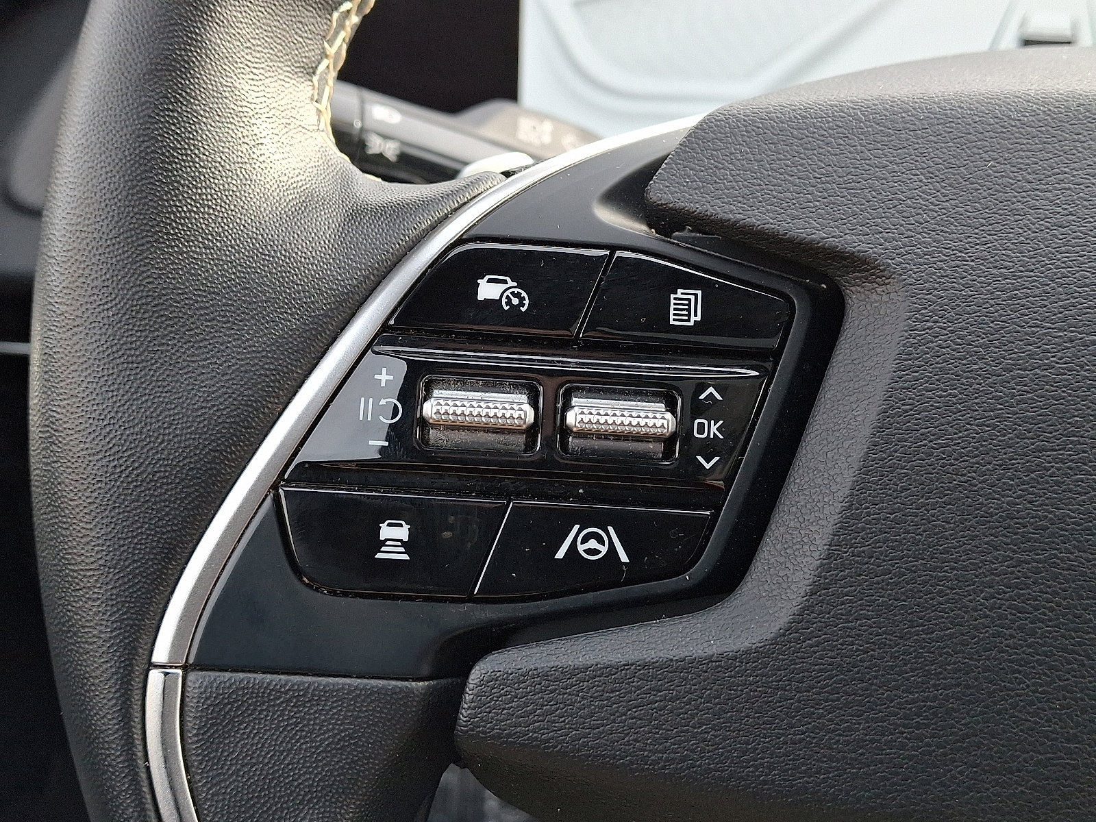 Used 2023 Kia EV6 GT-Line image 19