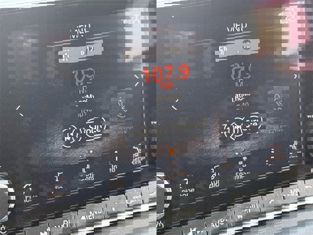 Used 2023 Nissan Rogue S image 17