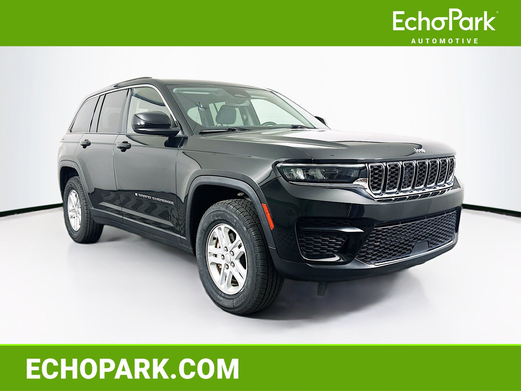 Used 2022 Jeep Grand Cherokee Laredo w/ Luxury Tech Group I