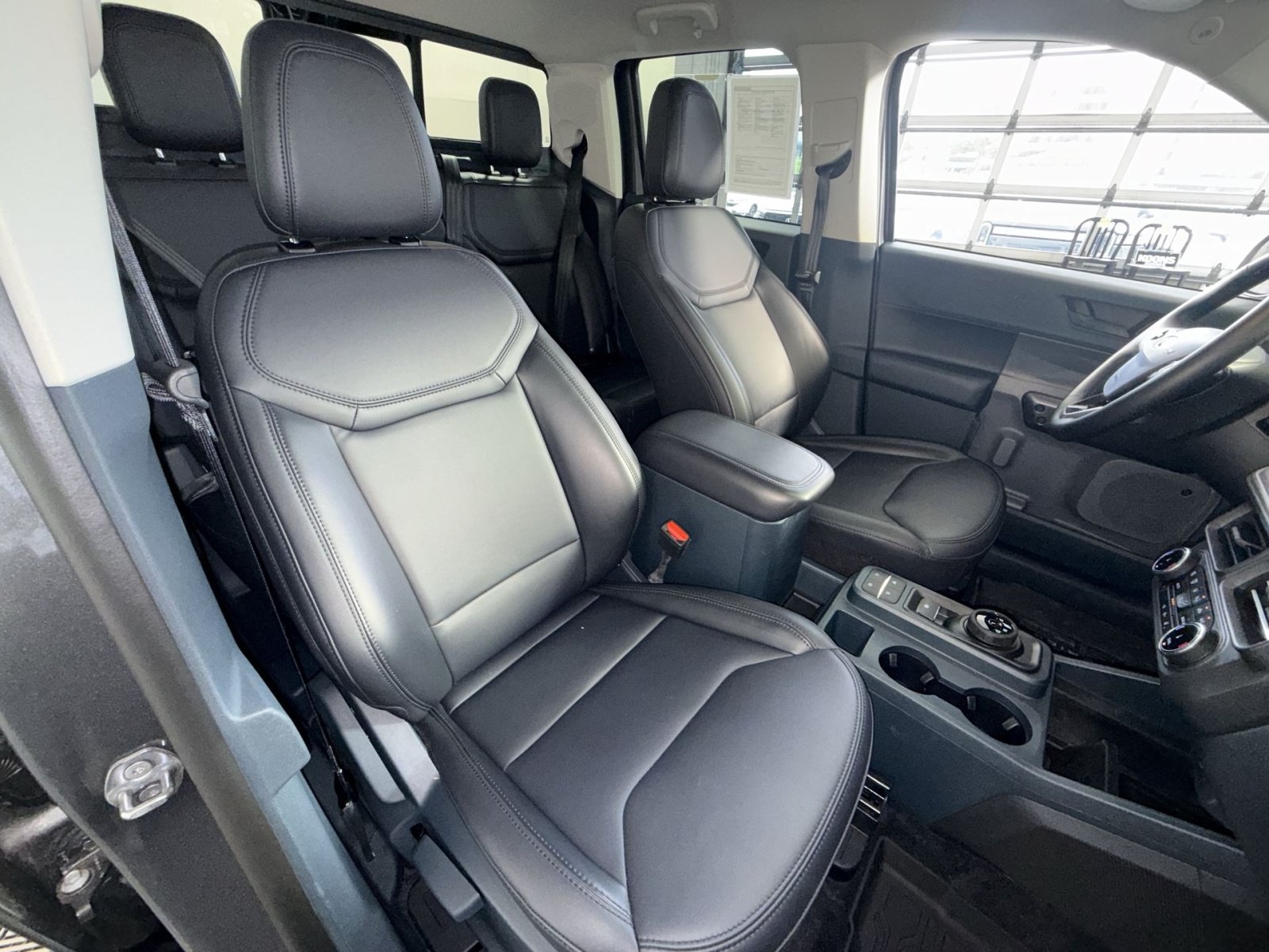 Used 2024 Ford Maverick Lariat w/ Black Appearance Package AWD/4WD image 27