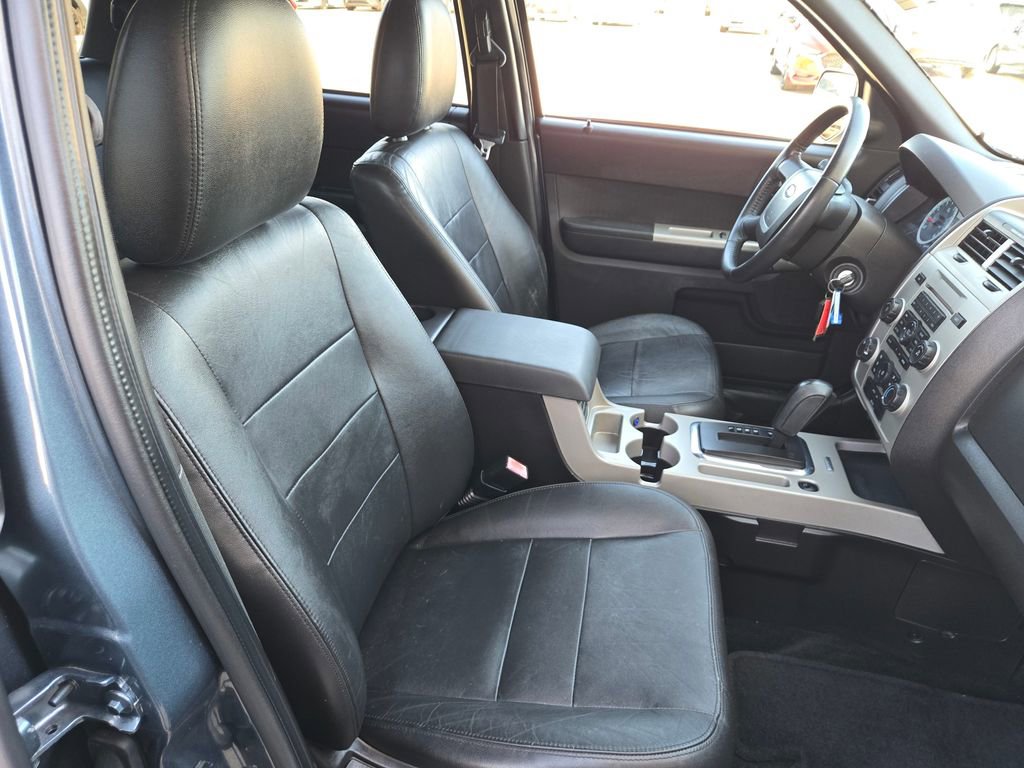 Used 2010 Ford Escape XLT image 21