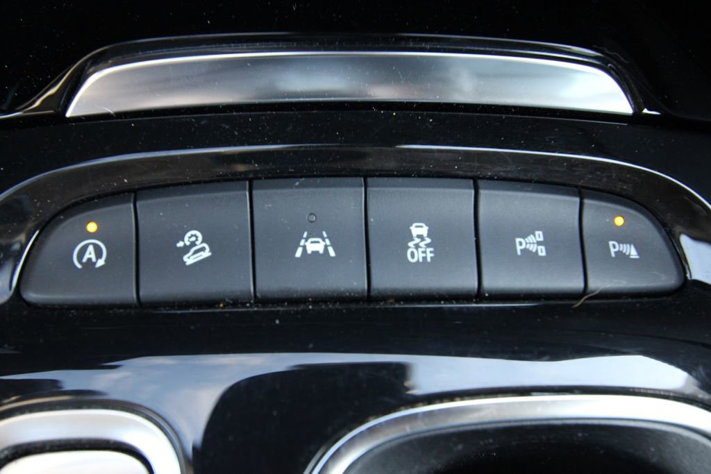 Used 2023 Buick Envision Avenir image 27