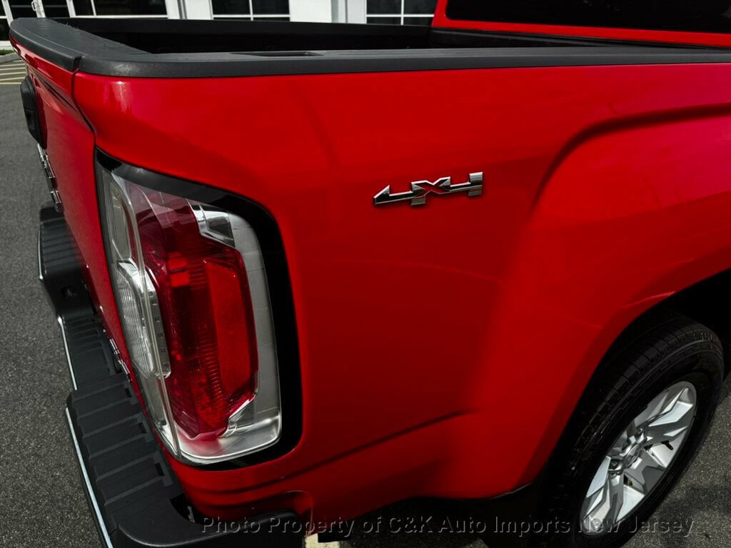 Used 2015 GMC Canyon SLE AWD/4WD image 10