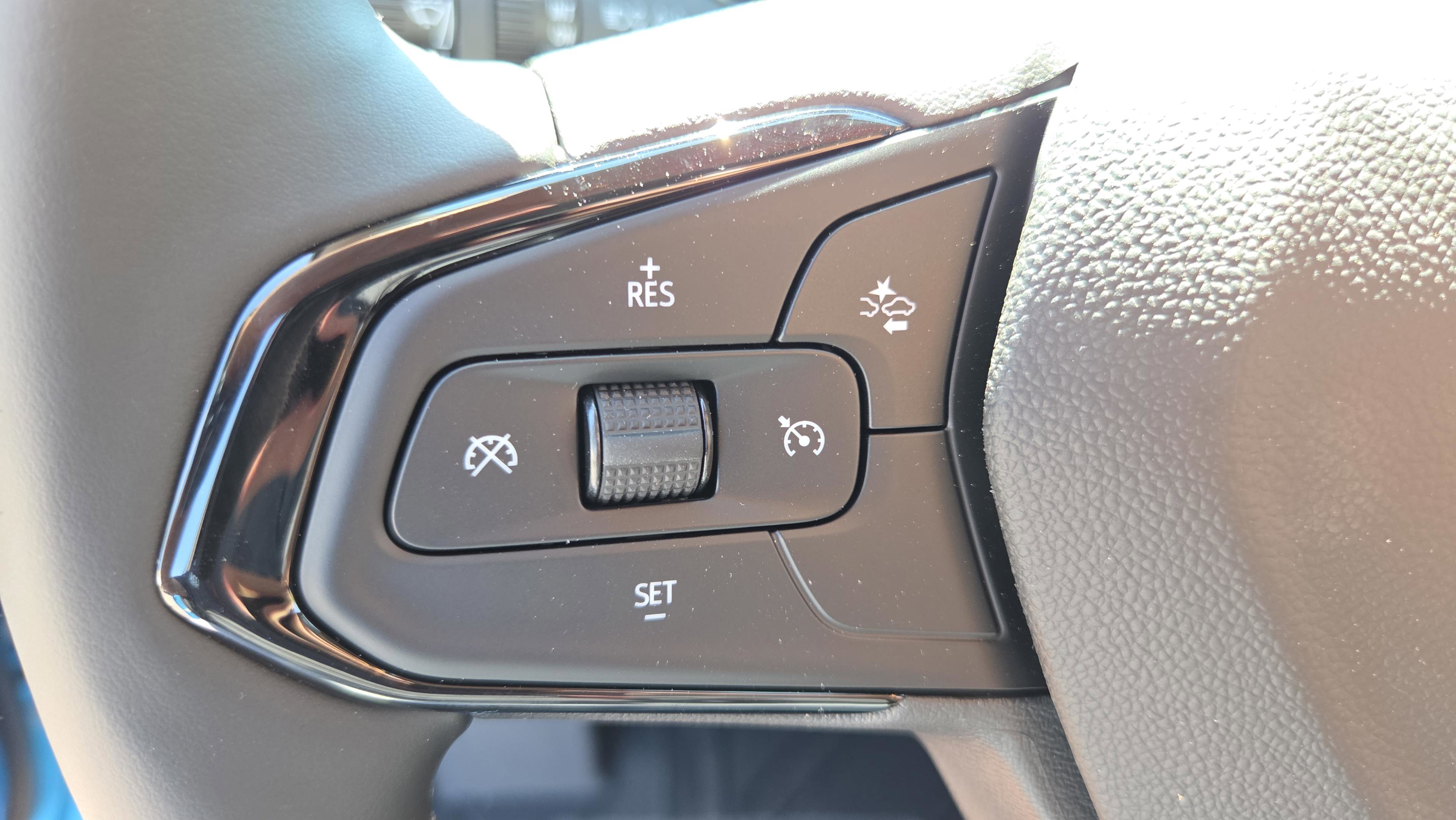 New 2027 Chevrolet Bolt LT image 27