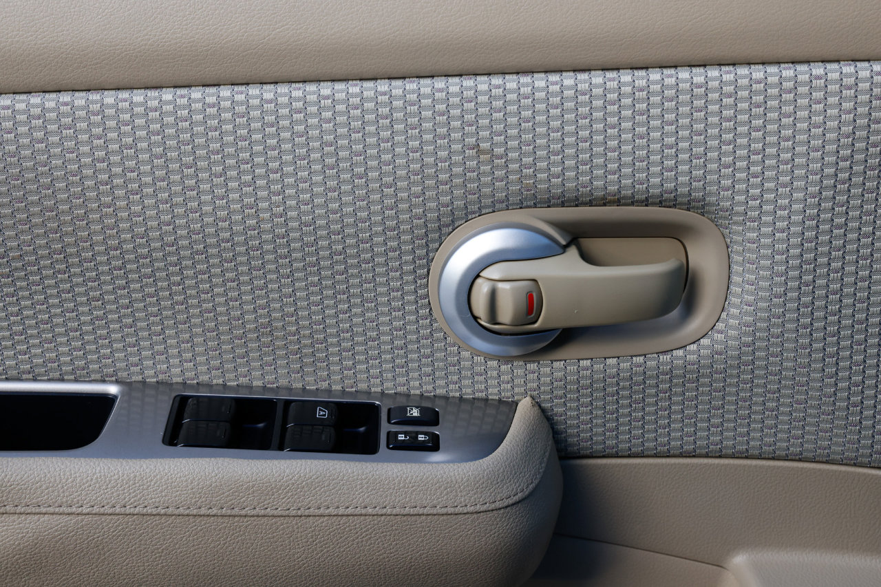 Used 2009 Nissan Versa 1.8 S w/ Convenience Pkg image 38