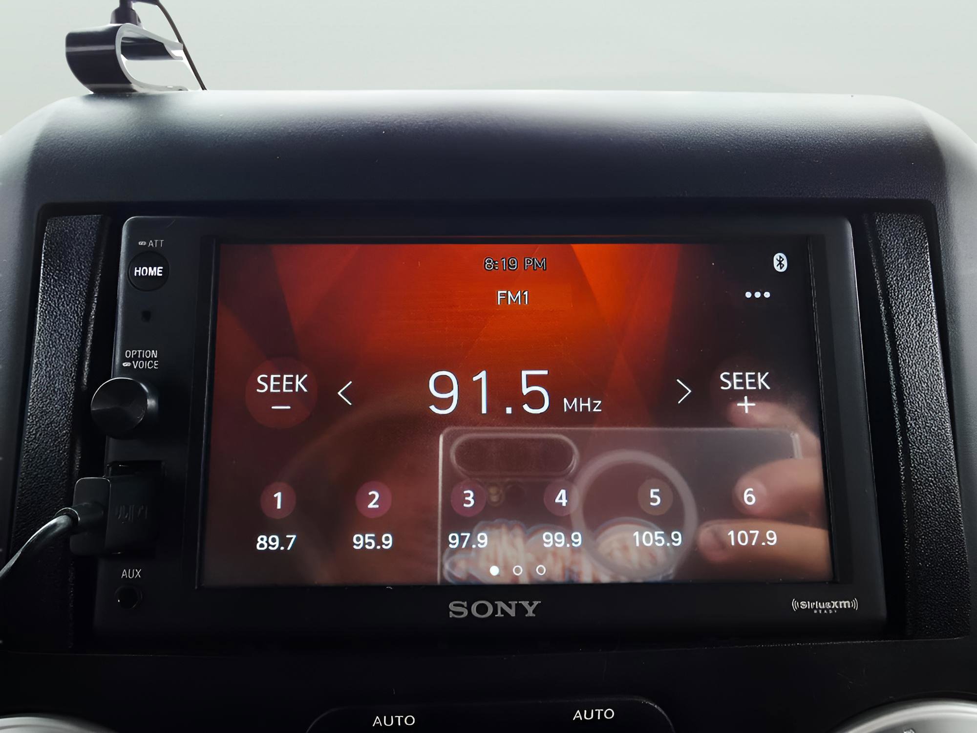 Used 2014 Jeep Wrangler Rubicon w/ Power Convenience Group image 27