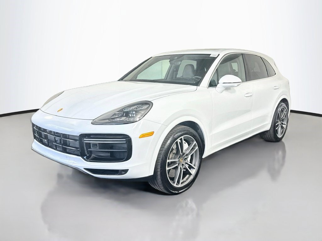 Used 2023 Porsche Cayenne Turbo w/ Assistance Package AWD/4WD image 4