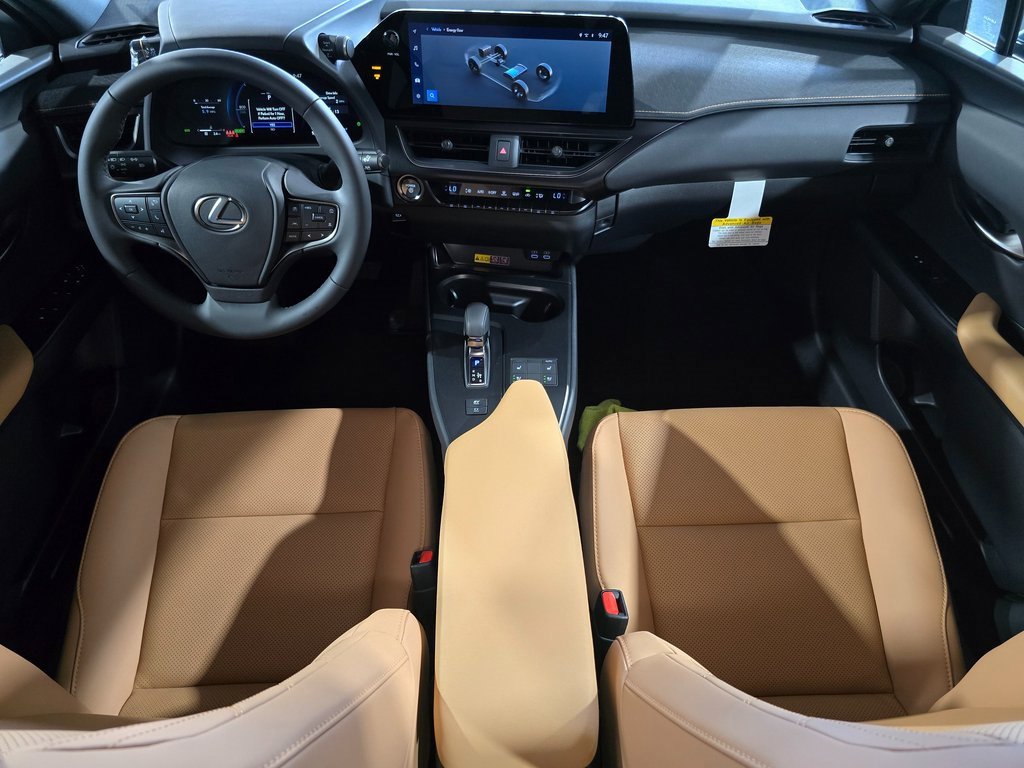 New 2025 Lexus UX 300h FWD image 31