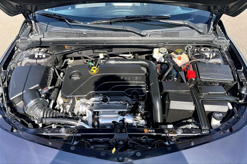 Used 2023 Chevrolet Malibu LT FWD image 10