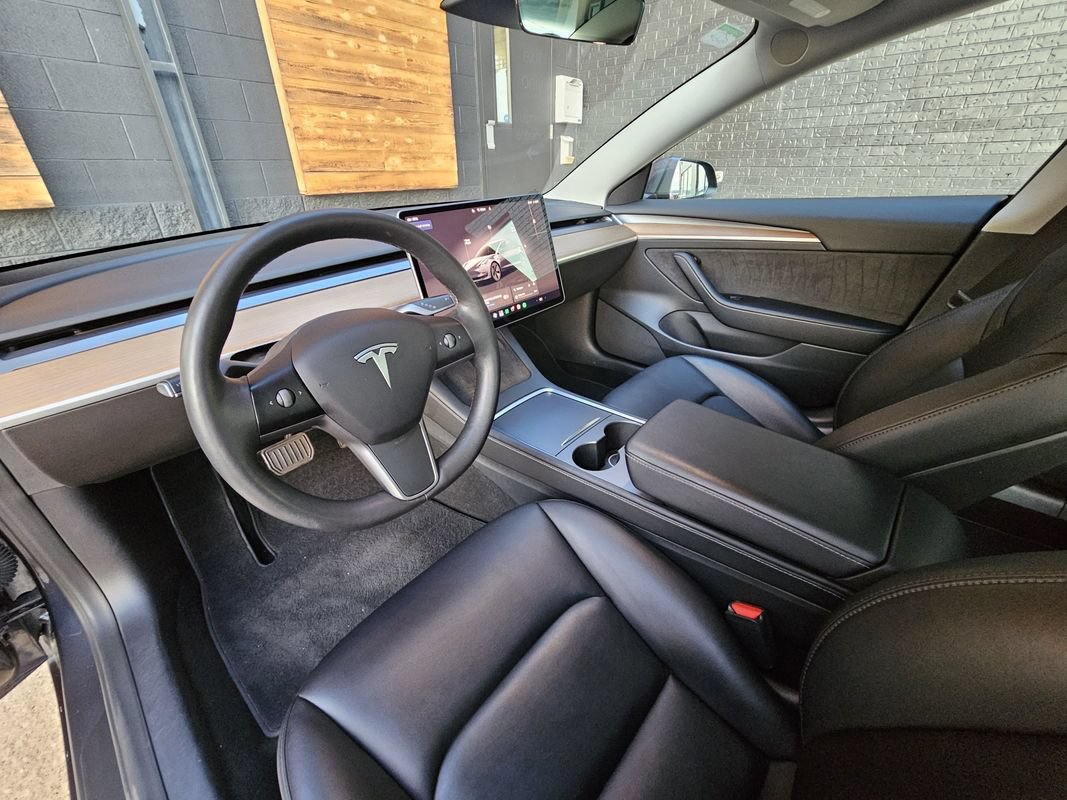 Used 2022 Tesla Model 3 Long Range AWD/4WD image 2