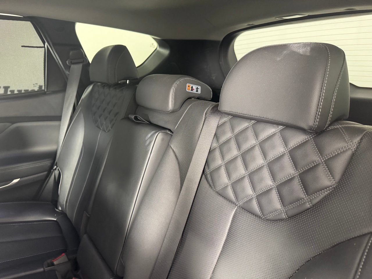 Used 2022 Hyundai Santa Fe SEL Premium w/ Cargo Package AWD/4WD image 11