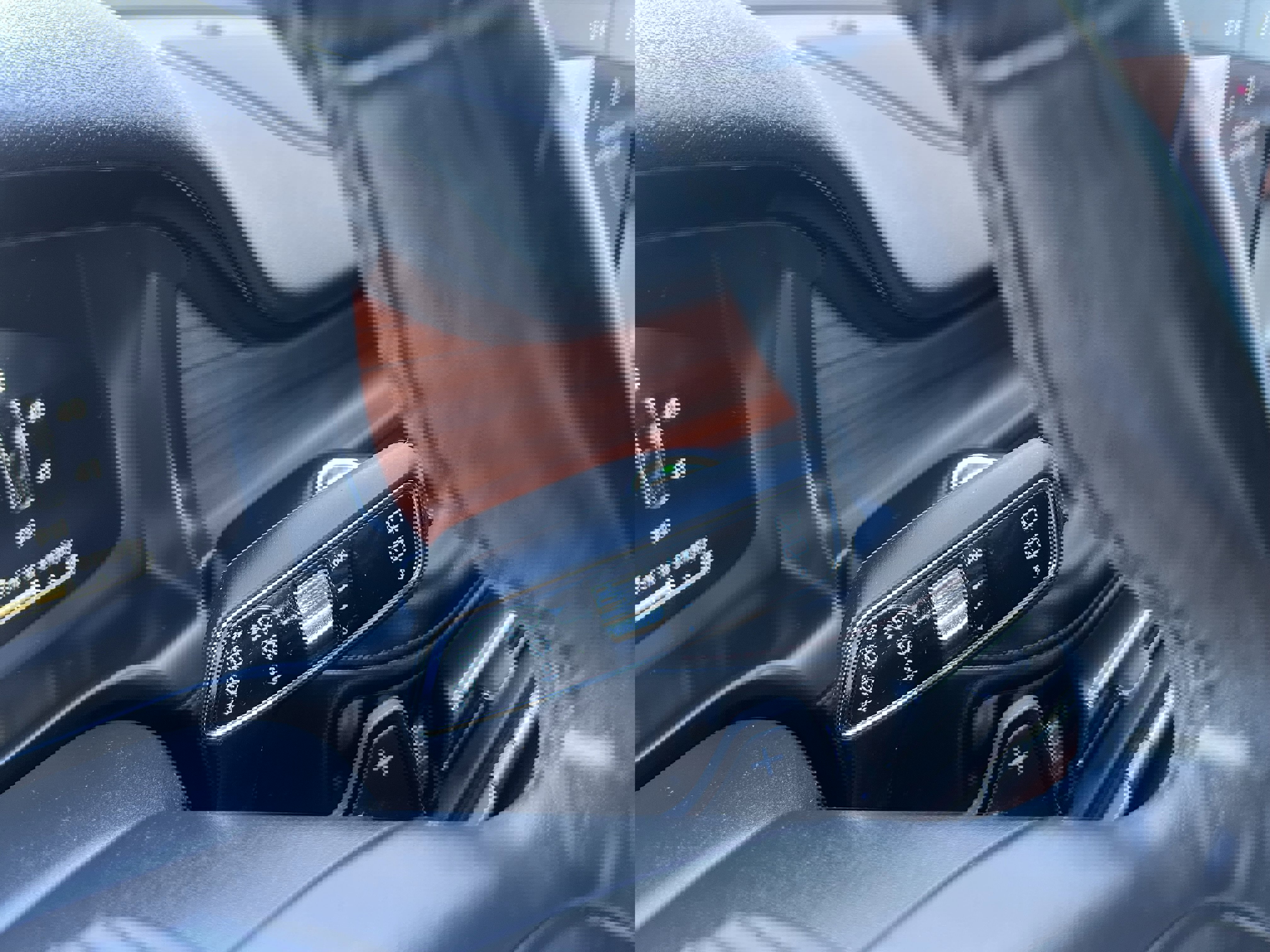 Used 2021 Lincoln Aviator Reserve w/ Equipment Group 201A image 46