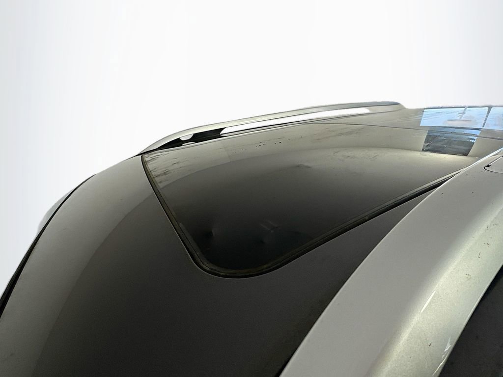 Used 2020 Jeep Cherokee Limited image 21