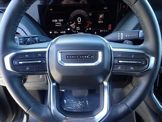 Used 2025 GMC Yukon XL Denali image 15