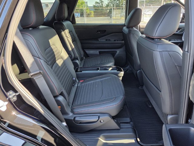 New 2026 Nissan Pathfinder Rock Creek AWD/4WD image 13