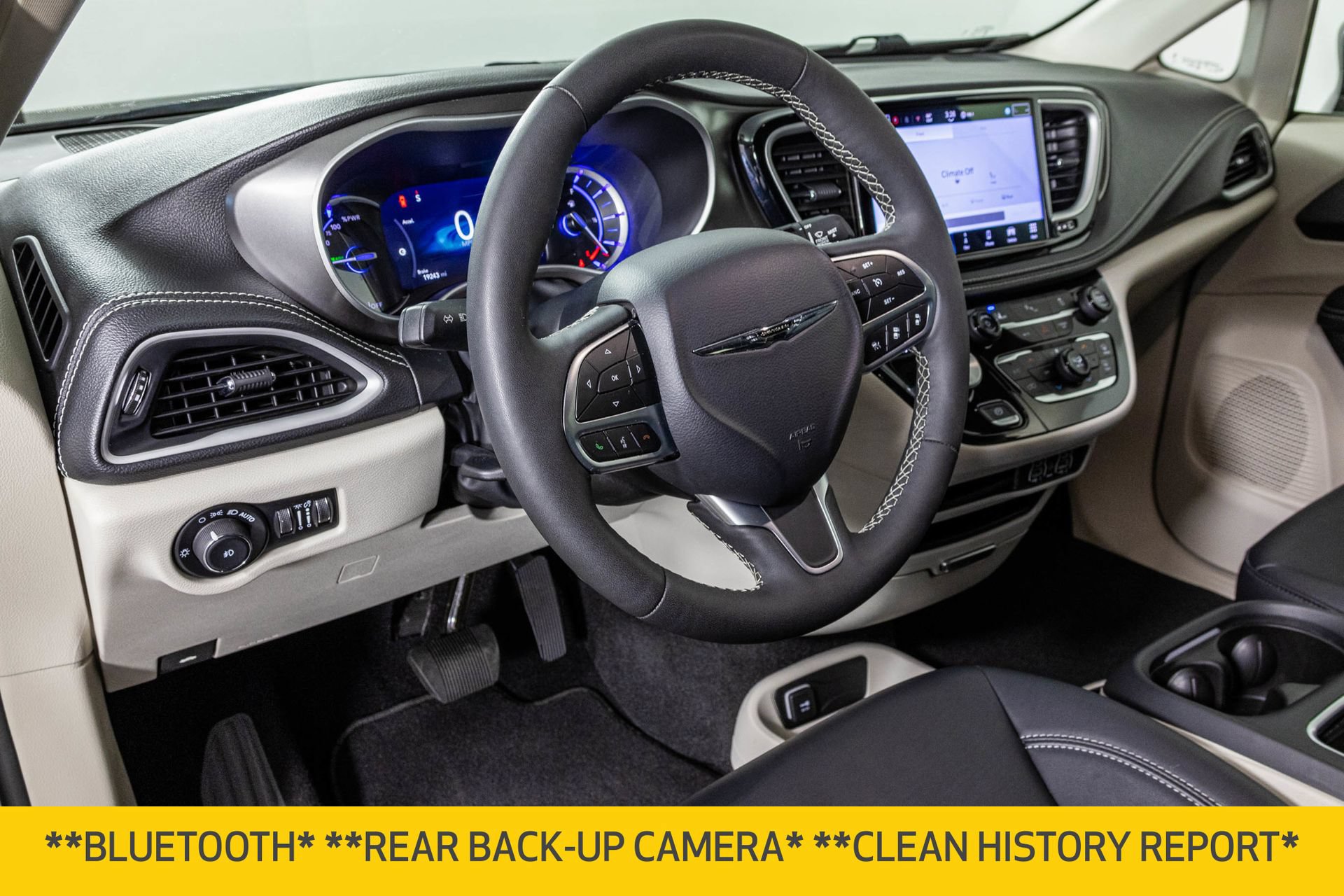 Used 2024 Chrysler Pacifica Limited FWD image 5