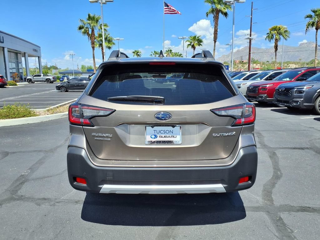 Used 2024 Subaru Outback Limited AWD/4WD image 12