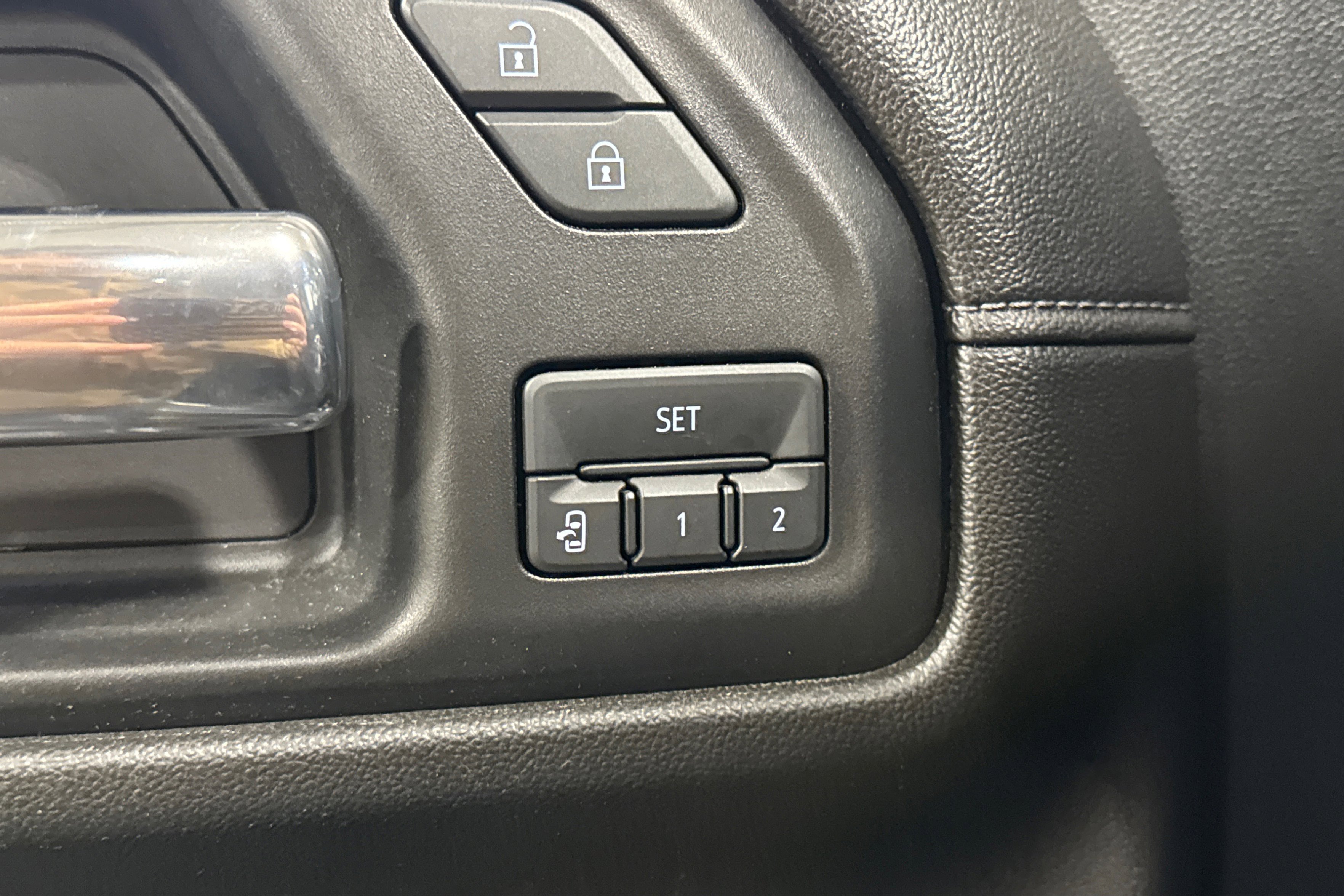 Used 2019 GMC Sierra 1500 SLT image 17