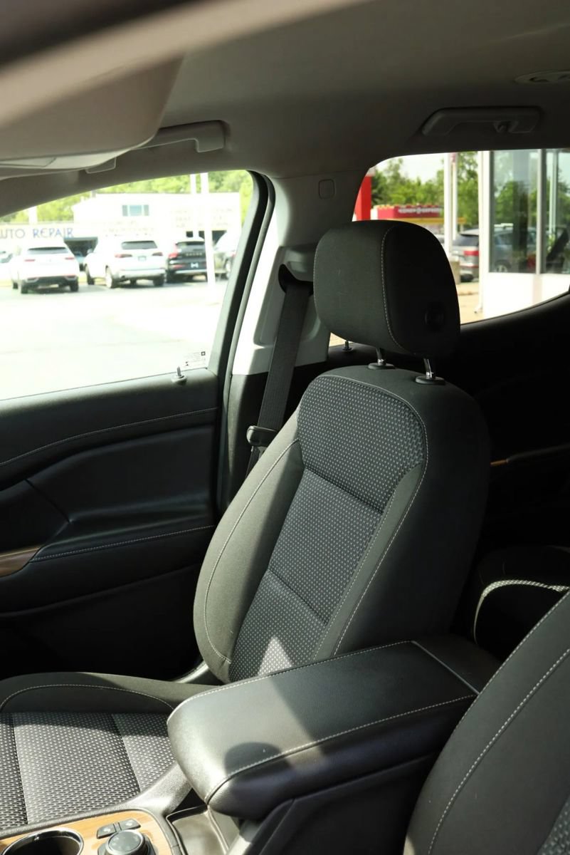 Used 2021 GMC Acadia SLE w/ Driver Convenience Package AWD/4WD image 18