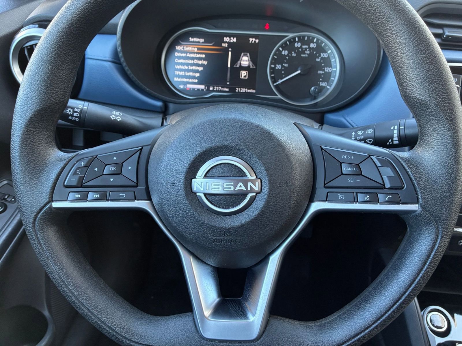 Used 2025 Nissan Versa SV FWD image 25