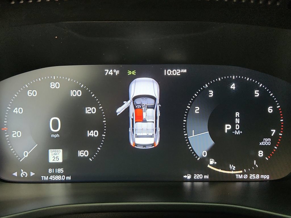 Used 2022 Volvo XC40 T5 Momentum AWD/4WD image 13