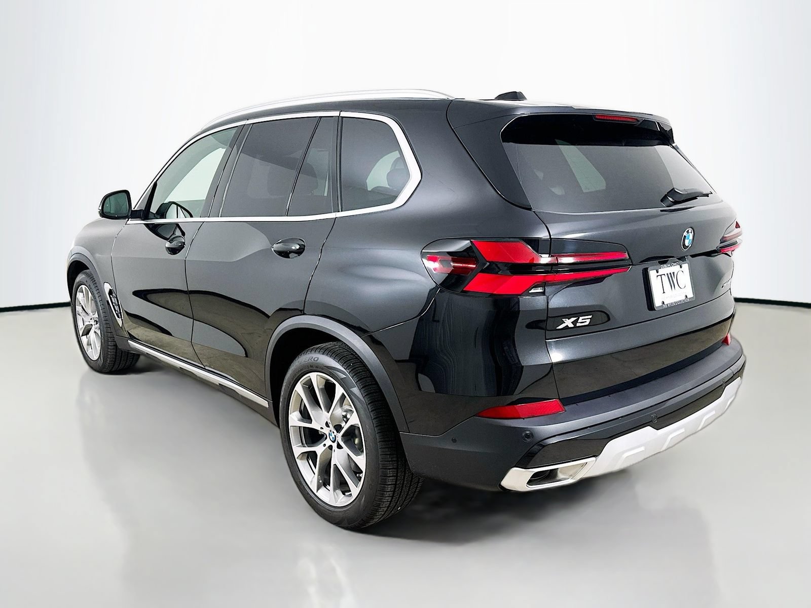 New 2026 BMW X5 xDrive40i AWD/4WD image 7