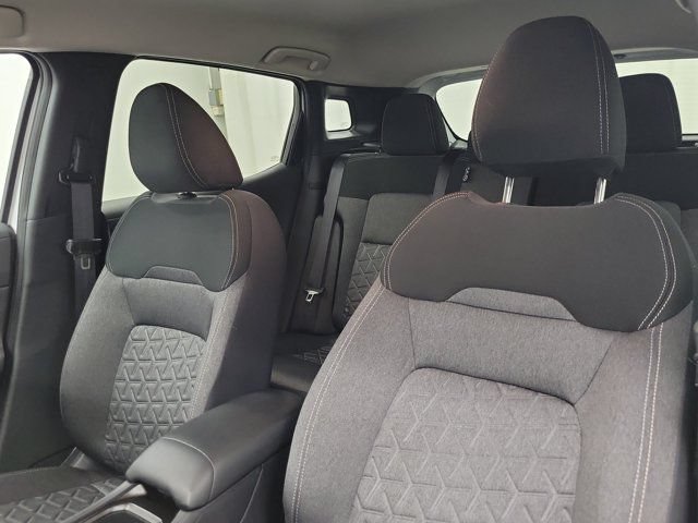 Used 2025 Nissan Kicks SV FWD image 19