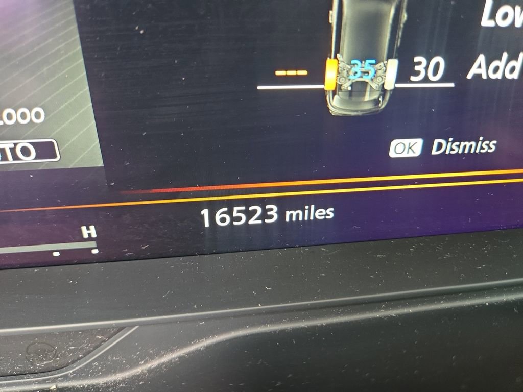 Used 2023 INFINITI QX60 Luxe image 19