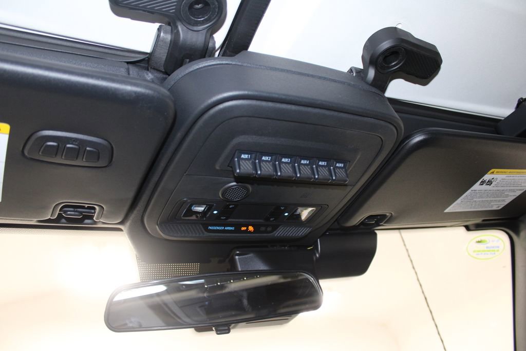 New 2025 Ford Bronco Badlands image 41