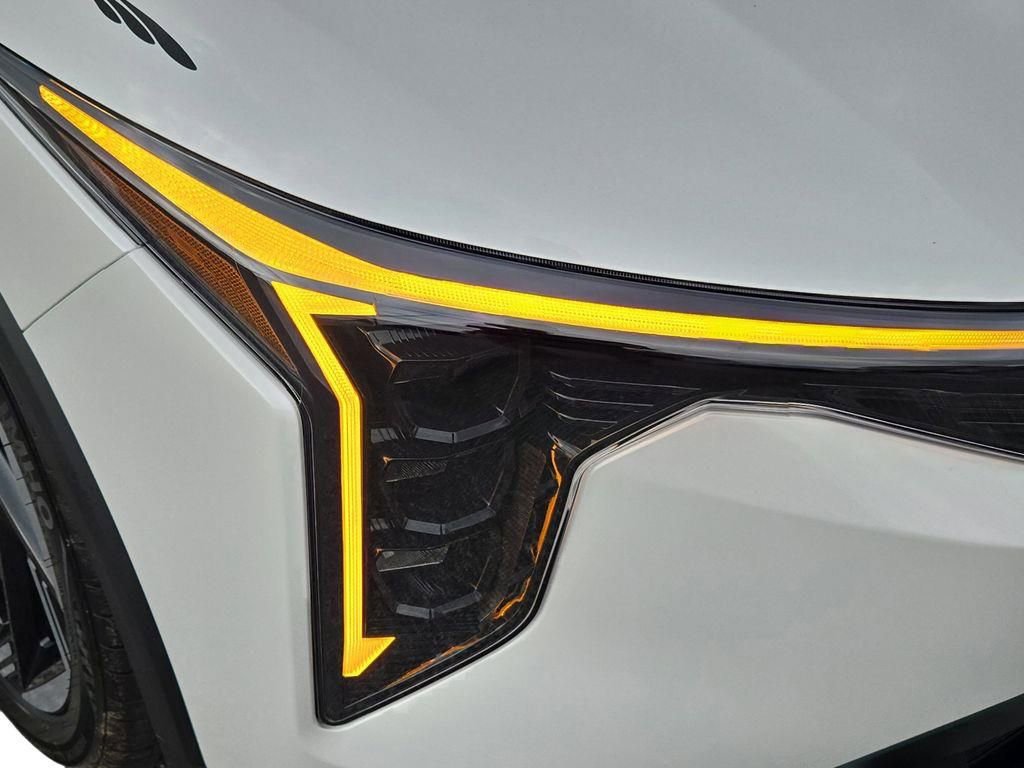 New 2025 Kia K4 EX image 5