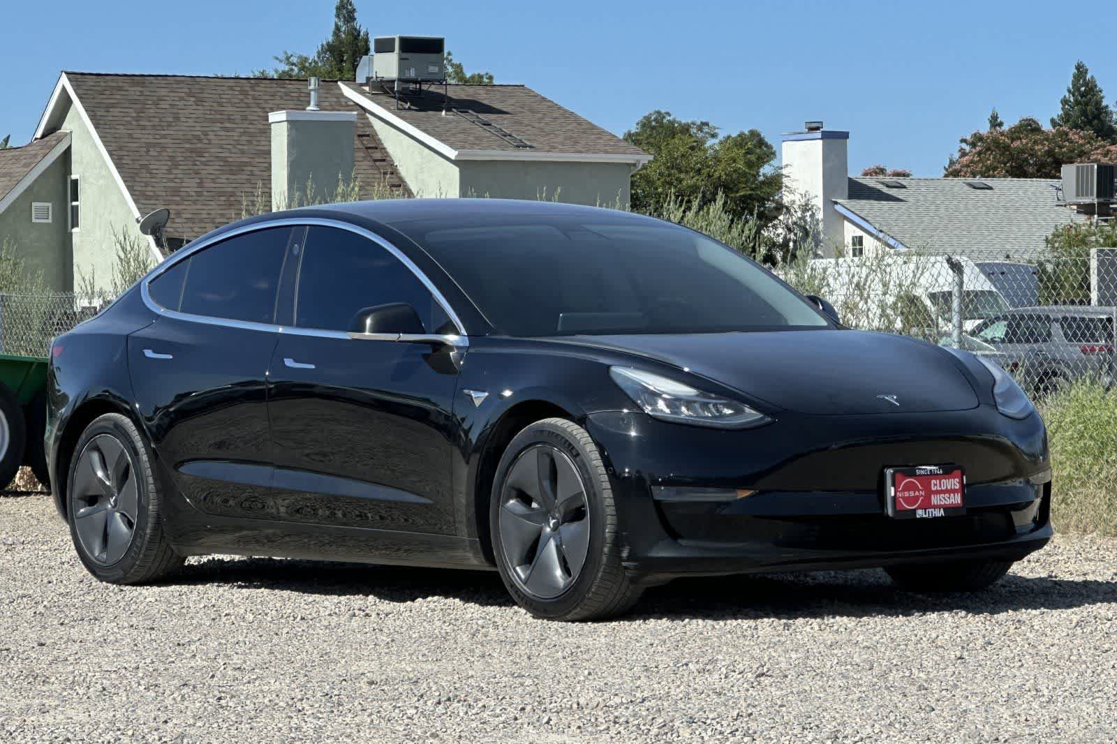 Used 2018 Tesla Model 3 Long Range RWD image 10
