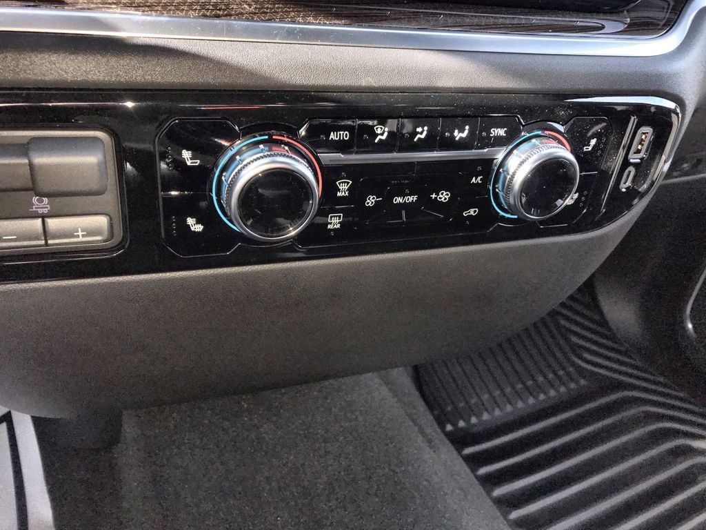 New 2026 GMC Sierra 1500 Elevation image 19