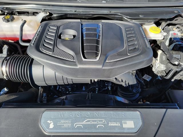 Certified 2025 Jeep Grand Wagoneer Series III w/ HD Trailer Tow Package image 40