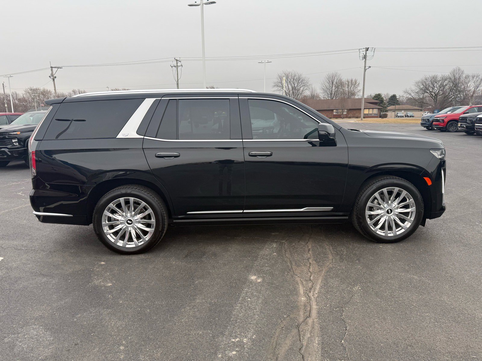 Used 2023 Cadillac Escalade Premium Luxury w/ Performance Package image 6