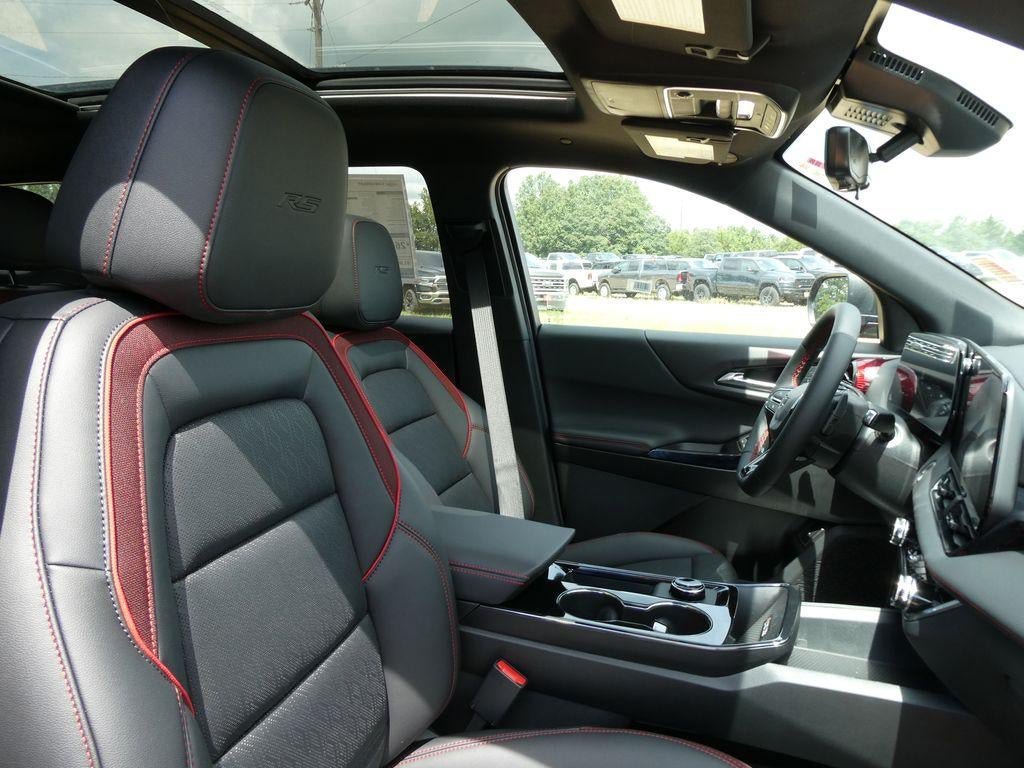 New 2027 Chevrolet Equinox RS w/ Safety and Technology Package AWD/4WD image 10