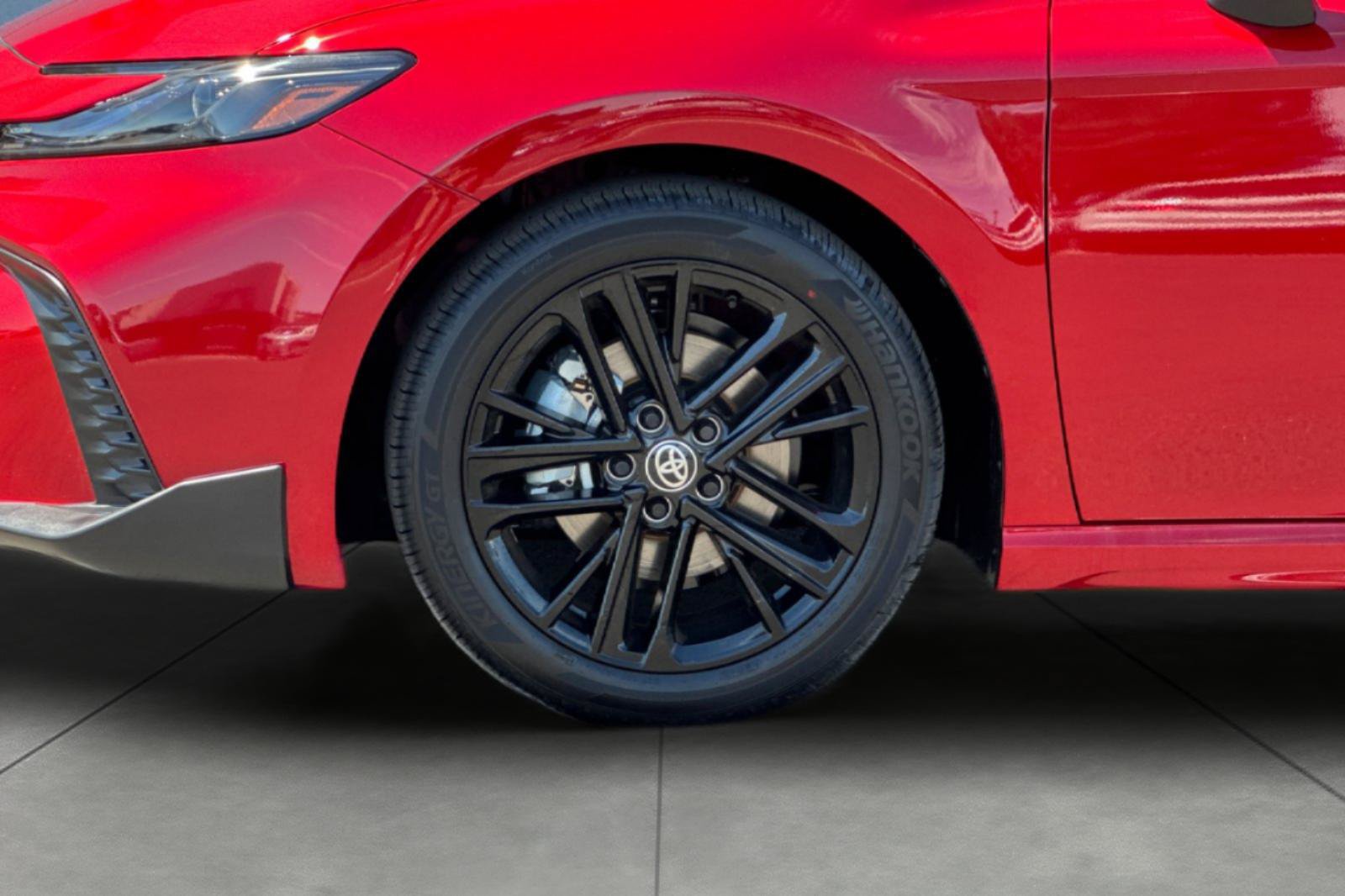 New 2026 Toyota Camry SE FWD image 31