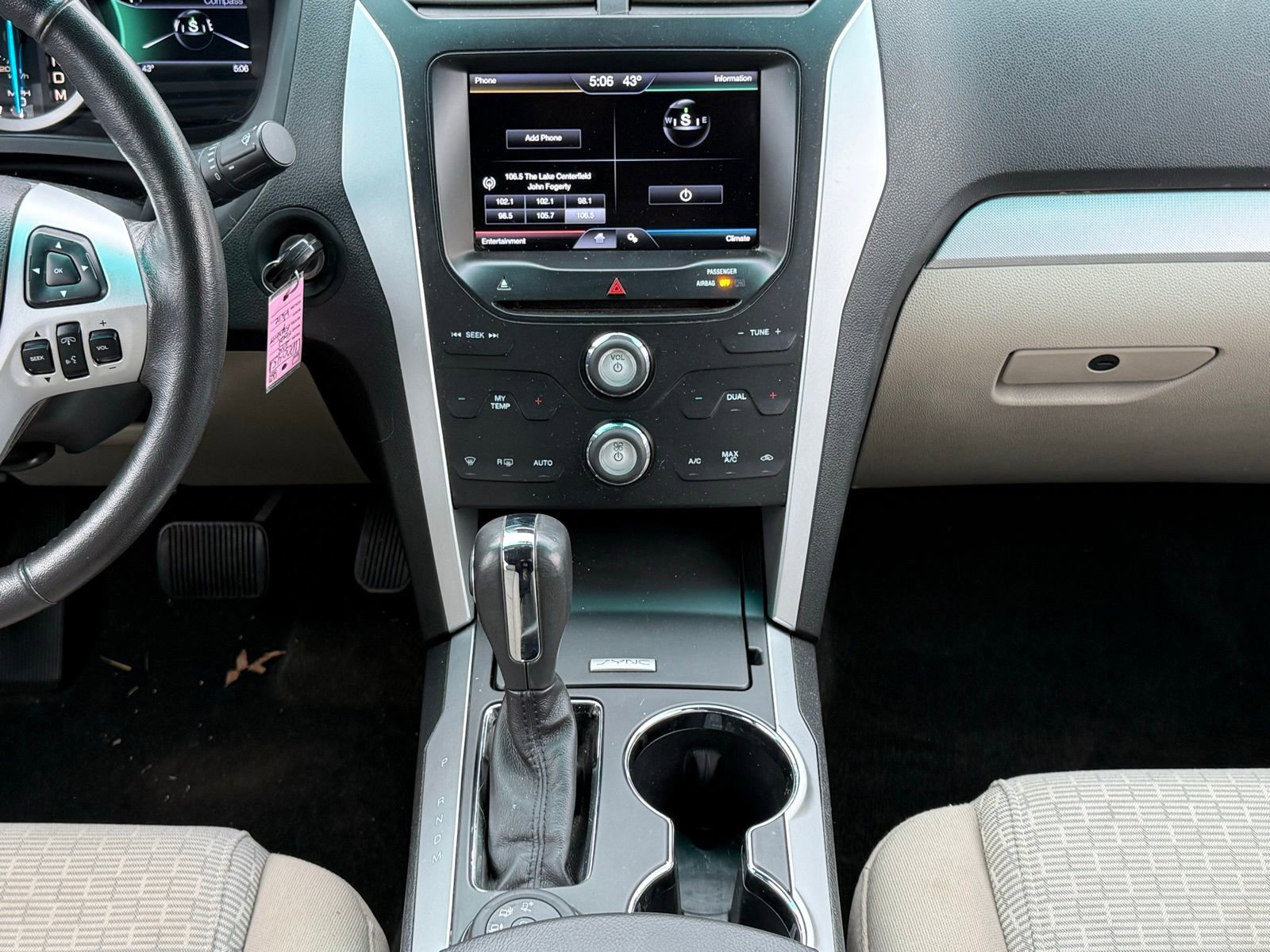 Used 2015 Ford Explorer XLT w/ Equipment Group 201B image 19