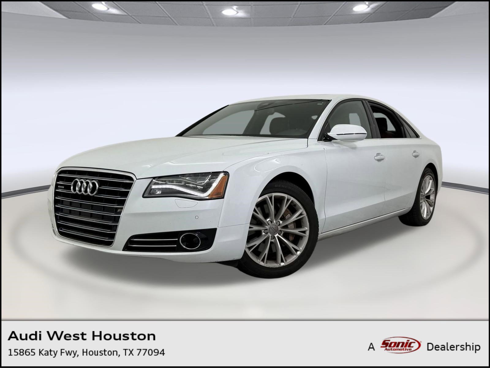 Used 2013 Audi A8 3.0T image 1