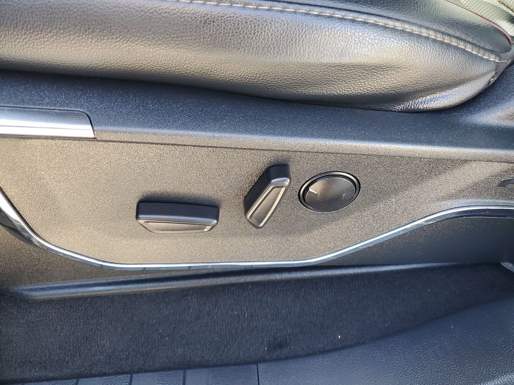 Used 2024 Ford F250 Lariat image 7