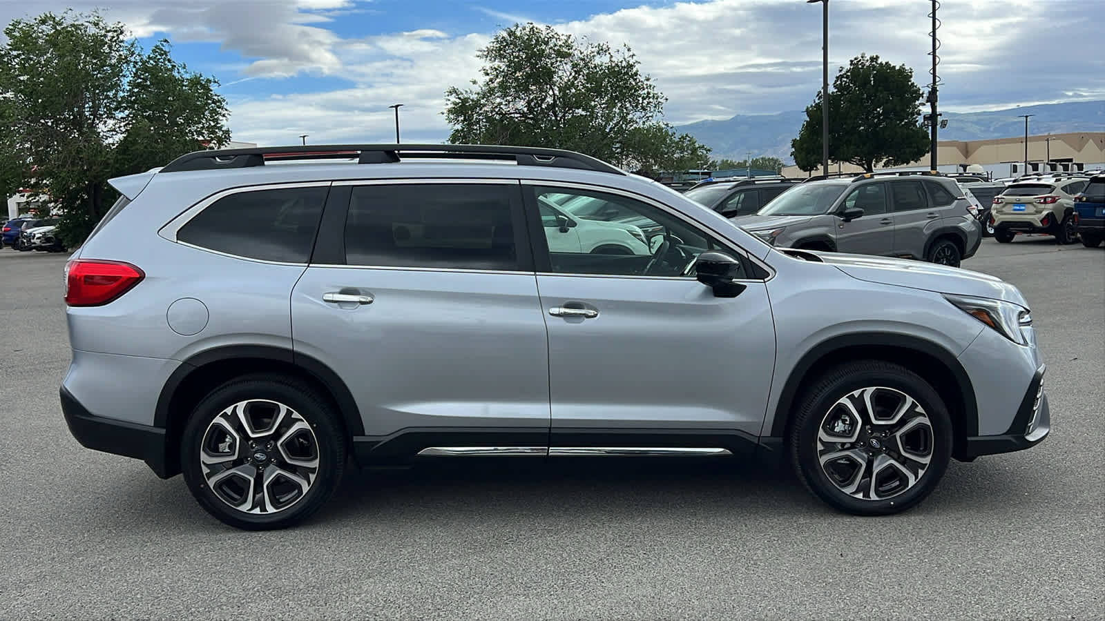 New 2026 Subaru Ascent Touring AWD/4WD image 4