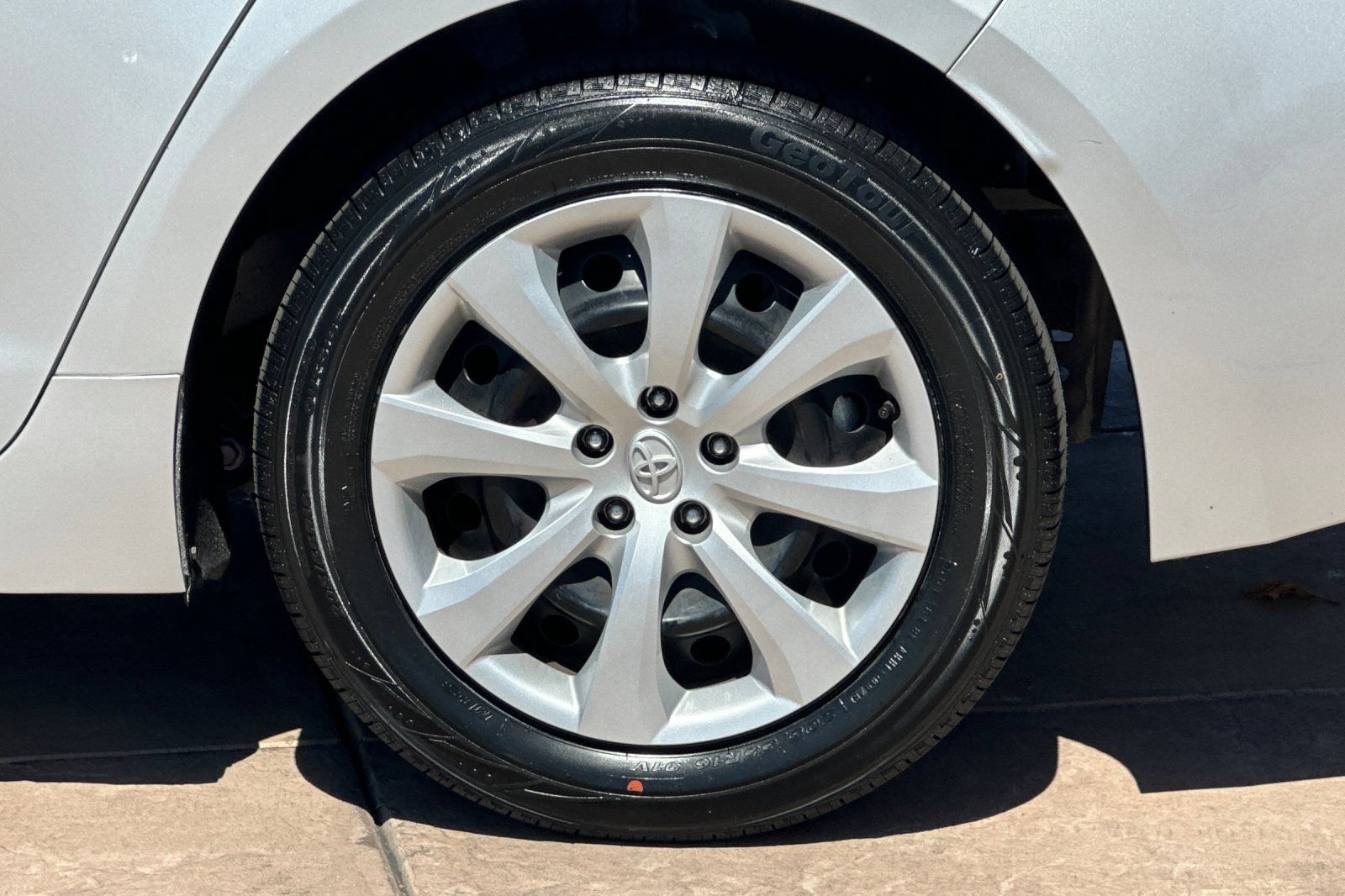 Certified 2023 Toyota Corolla LE FWD image 31