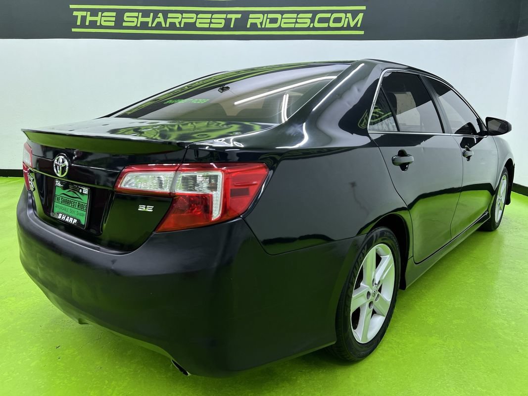 Used 2014 Toyota Camry SE FWD image 10