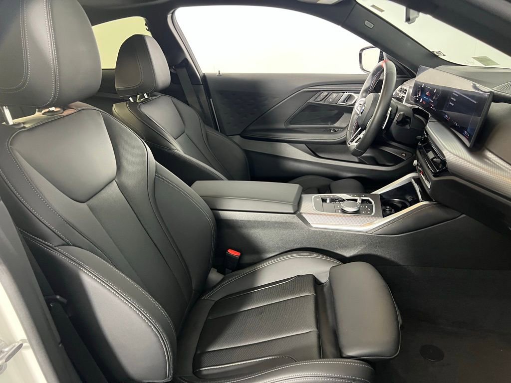 Used 2025 BMW M240i xDrive Coupe image 28