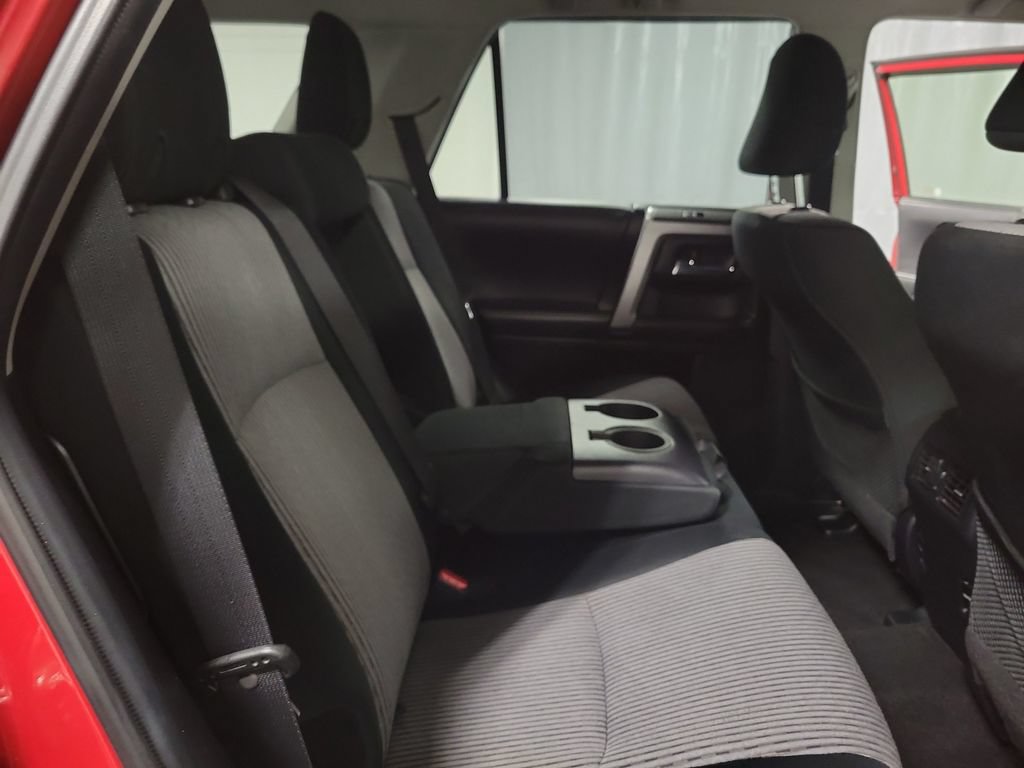 Used 2017 Toyota 4Runner SR5 AWD/4WD image 21