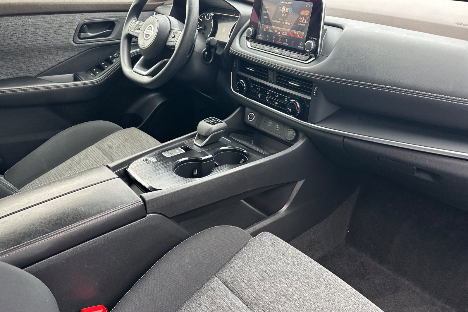 Certified 2021 Nissan Rogue S image 16