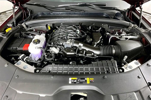 New 2025 Jeep Grand Cherokee Laredo image 2