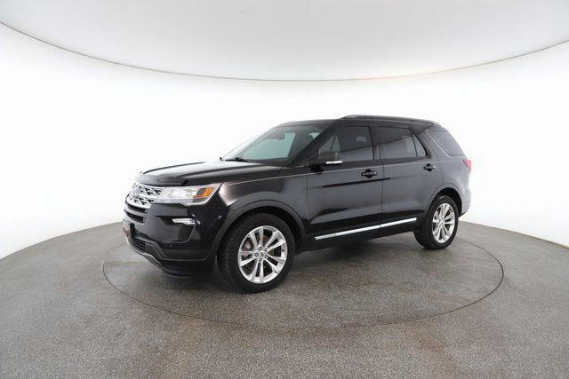 Used 2019 Ford Explorer XLT w/ Equipment Group 202A image 3