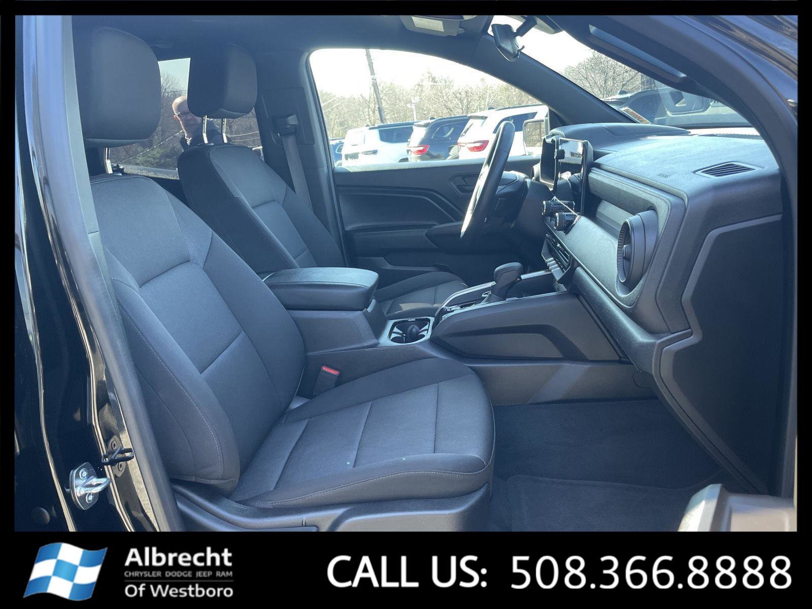 Used 2023 Chevrolet Colorado Trail Boss image 20