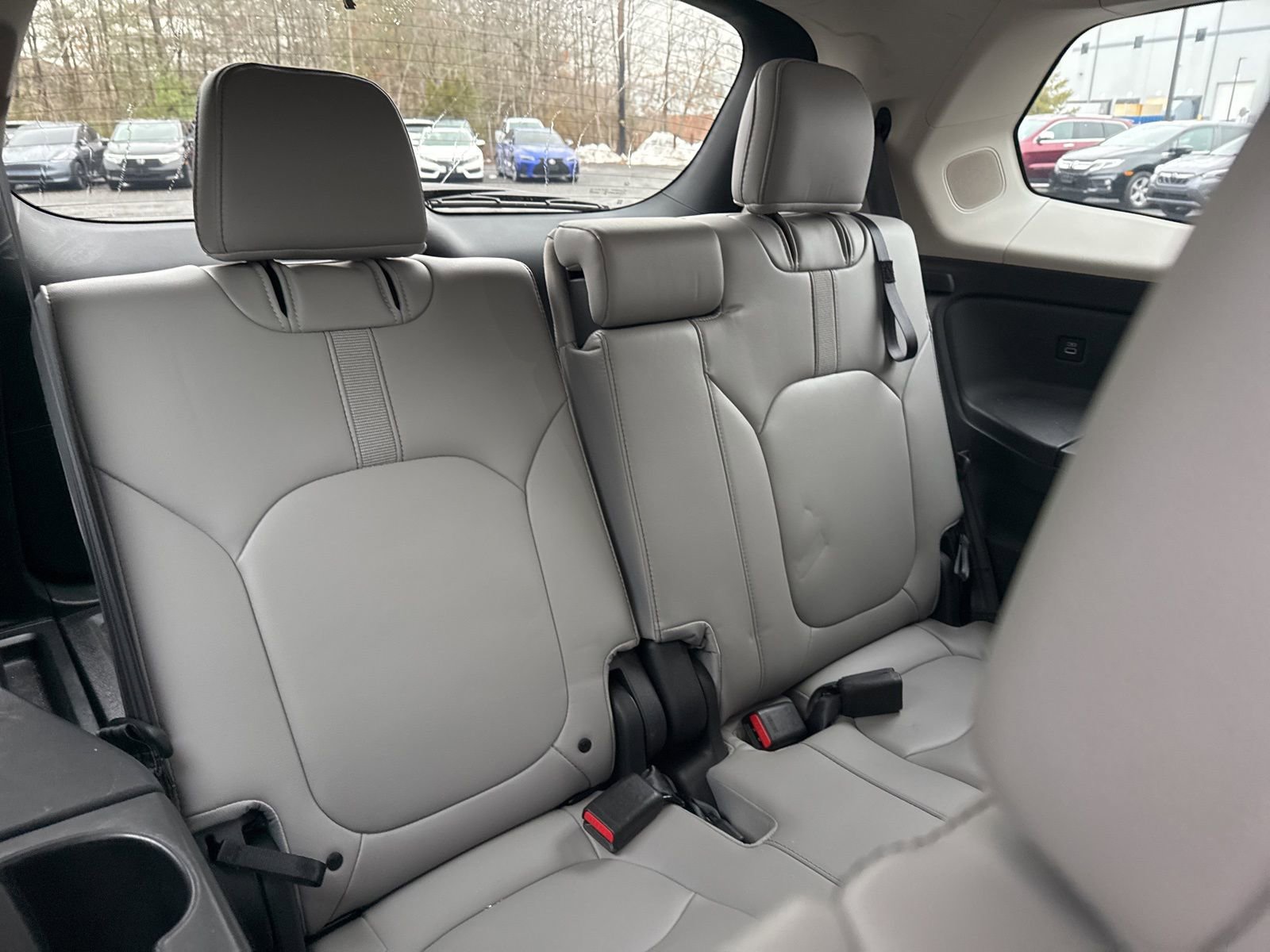 Used 2023 Honda Pilot Touring image 17