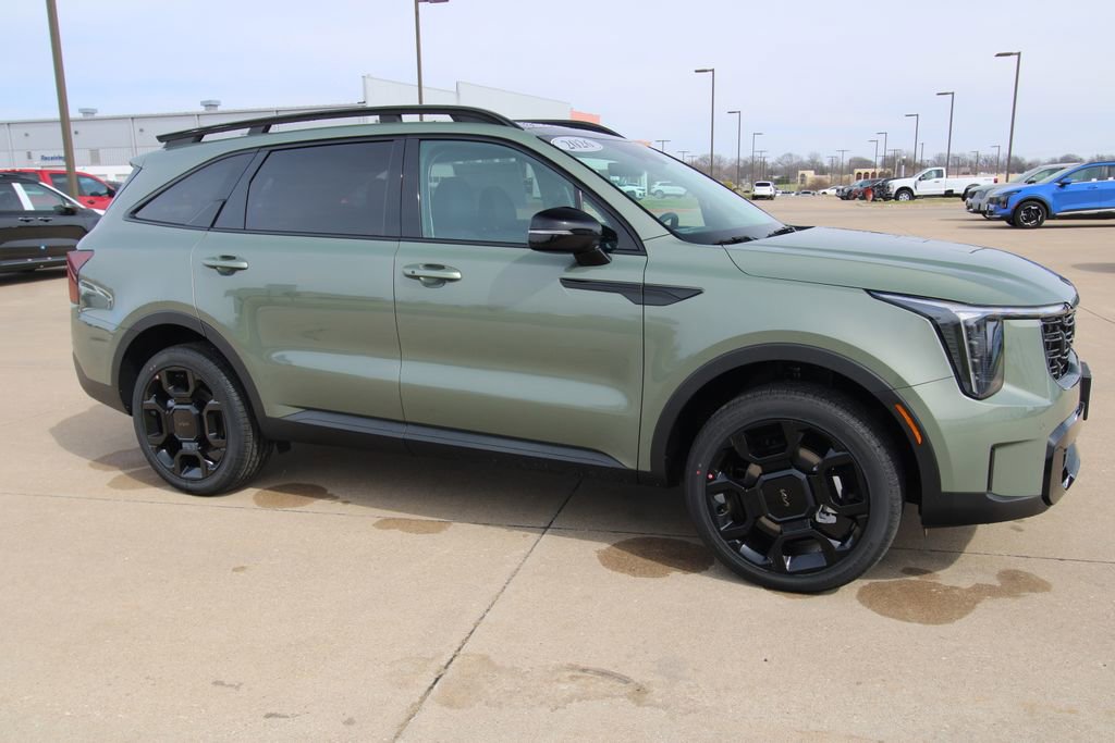 New 2026 Kia Sorento X-Line EX image 3
